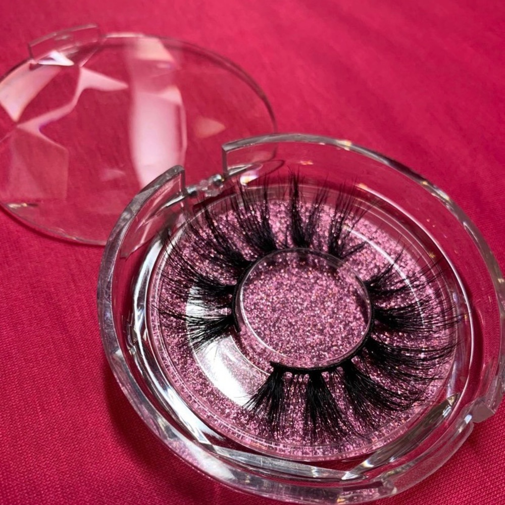 Malibu- mink lashes